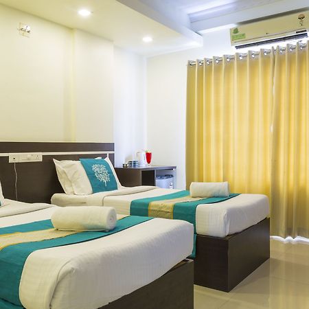 Kochi Hotel Sm Regency מראה חיצוני תמונה