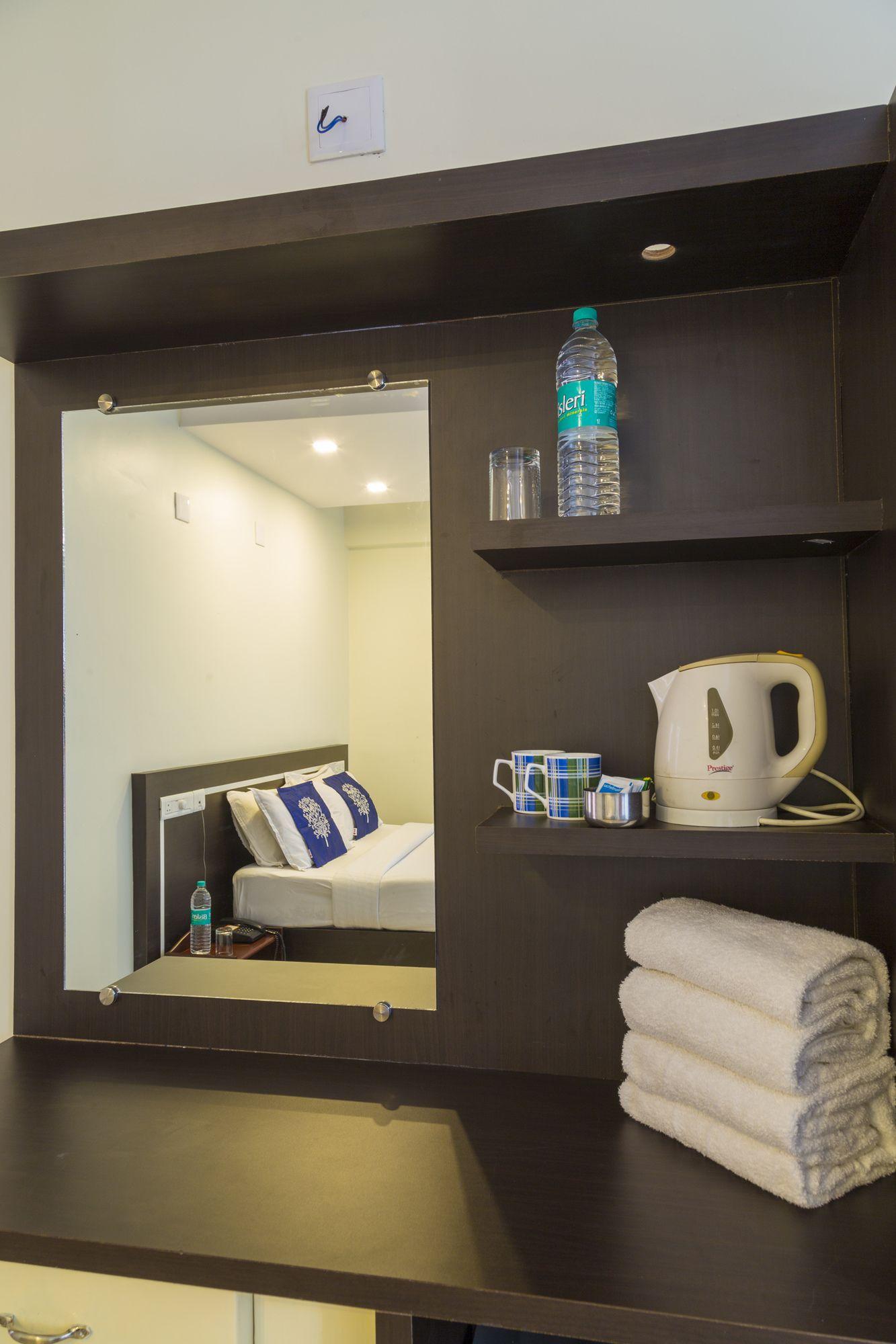 Kochi Hotel Sm Regency מראה חיצוני תמונה